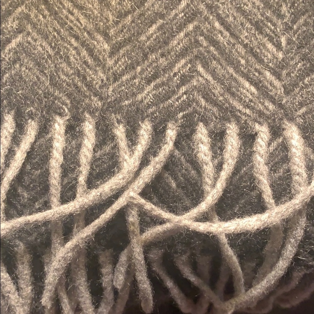 Scarf.  💯 cashmere from Bloomingdales
